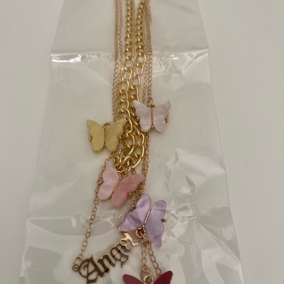 Angel Necklace - Picture 3 of 4